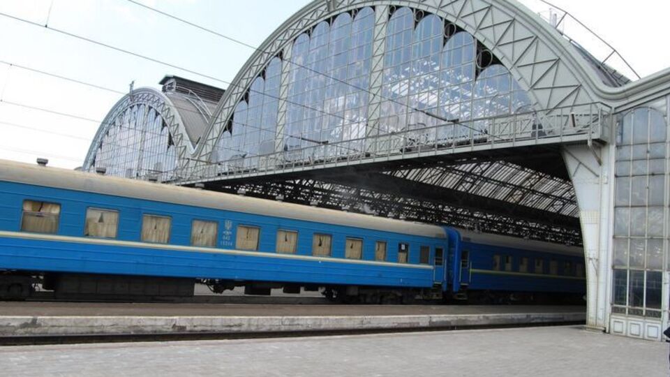 По мнению экспертов, решение о прекращении ж/д сообщения с Россией навредит "Укрзалізниці"