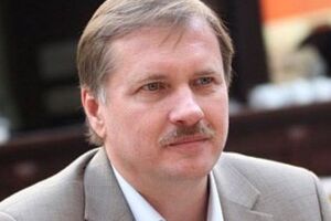 Марченко не просто кума и жена двух самых одиозных персонажей, но и сама готовится к началу политической карьеры