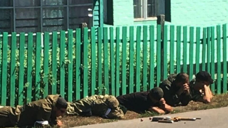 Незважаючи на рішення суду, люди Головача виставили на території охорону тітушок, заявив директор підприємства