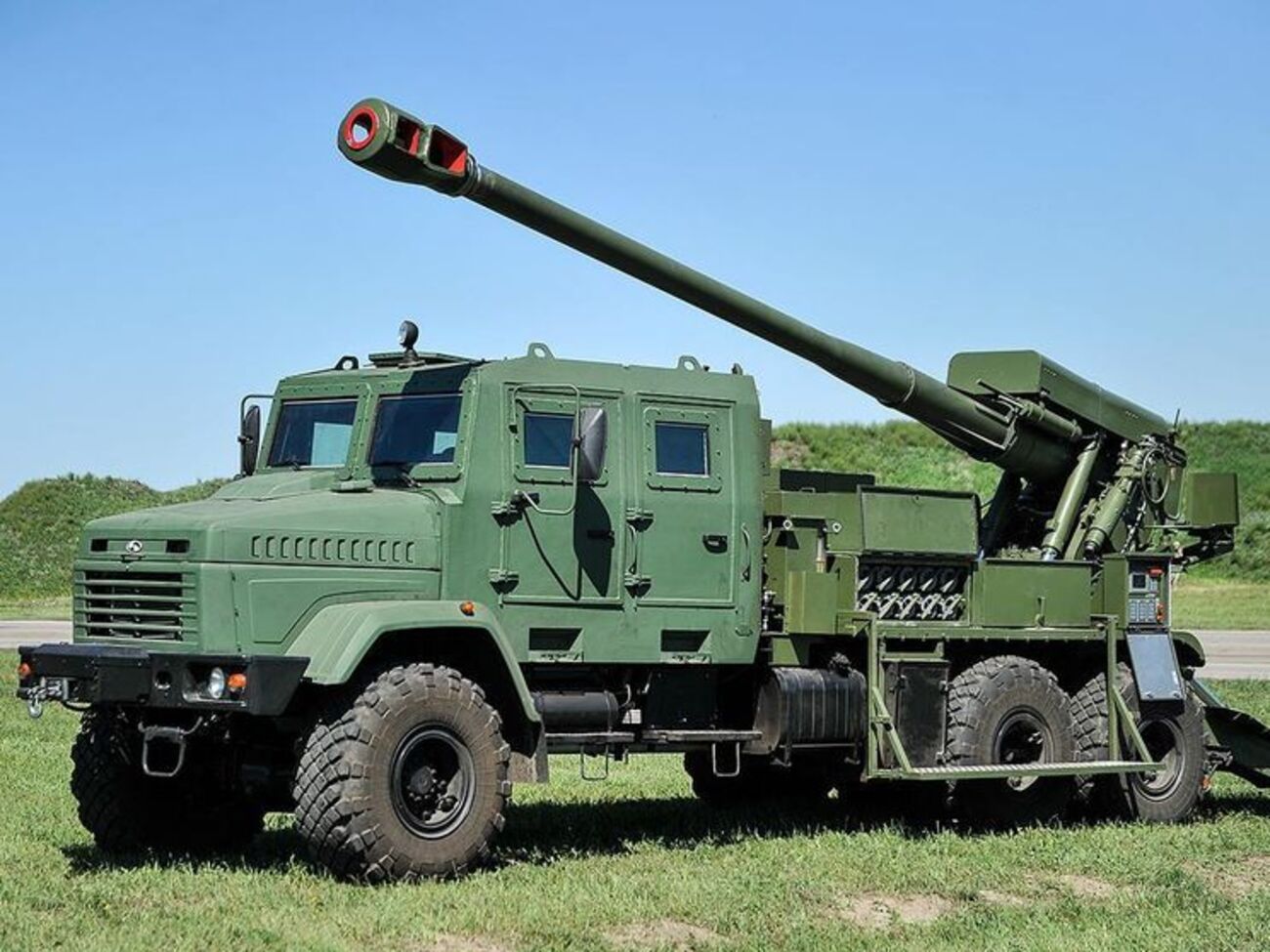 Турчинов: Оружие такого калибра отсутствовало у ВСУ, ее не было в советской армии, ее нет и в российской армии