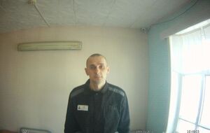 Стан Сенцова критичний