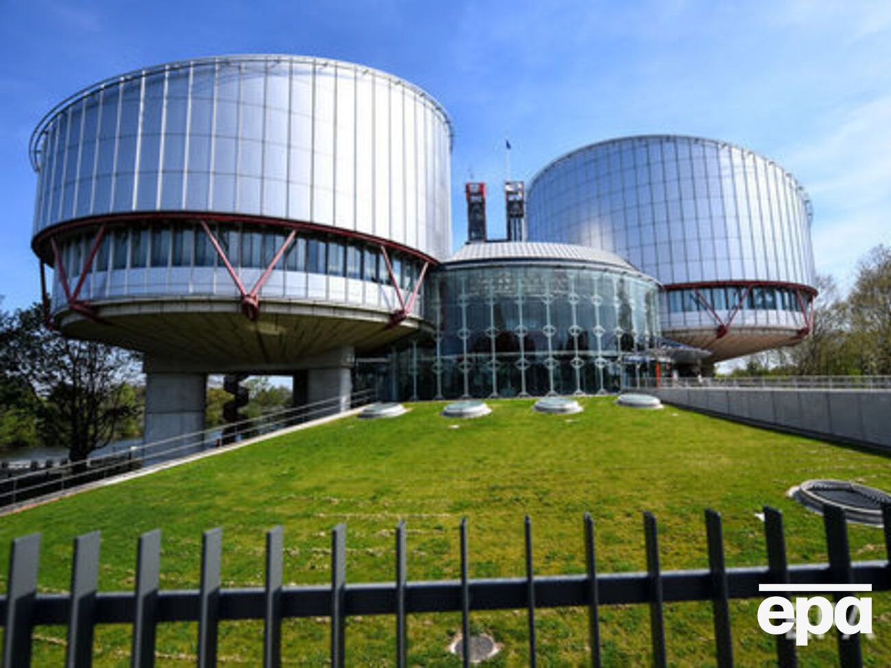 Украина обратилась в ЕСПЧ из-за нарушений прав политзаключенных