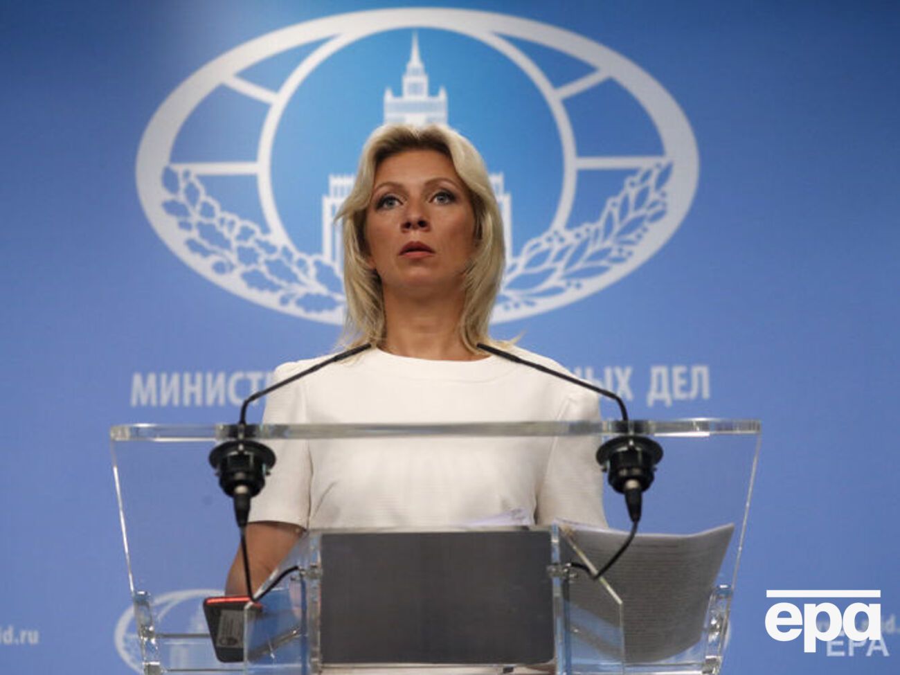 Захарова сообщила о подготовке контрмер на новые санкции США