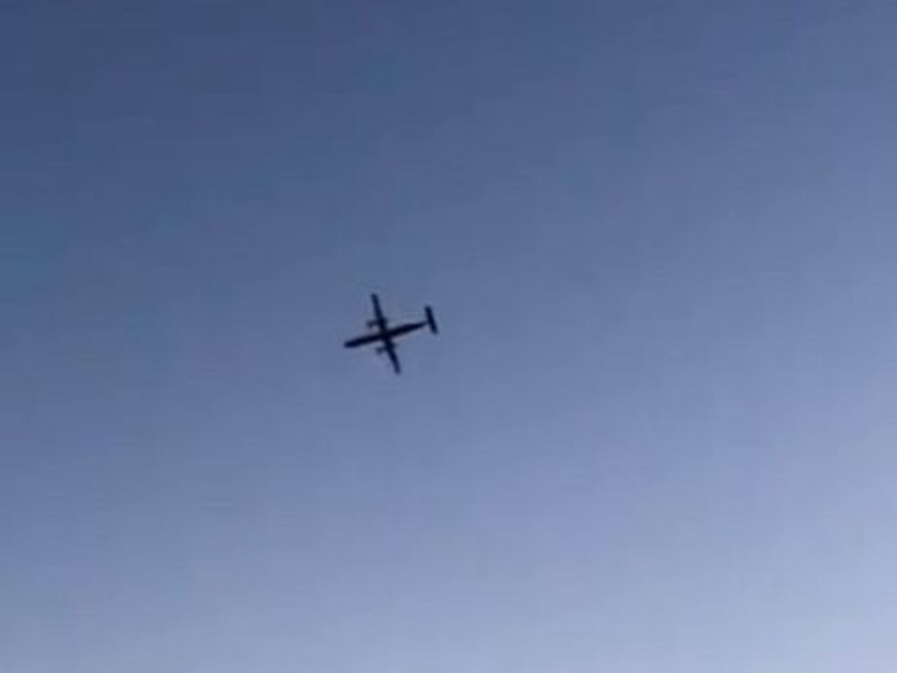 Самолет угнал 29-летний механик, перед крушением он сделал в воздухе несколько трюков