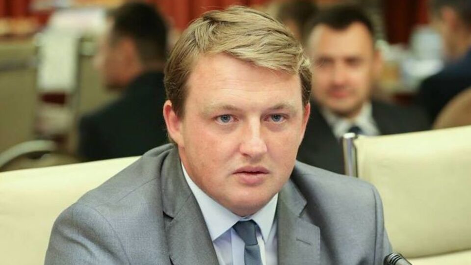 Фурса зазначив, що Україні потрібно вчитися на помилках Туреччини і Венесуели