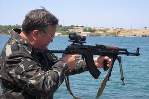 Гриценко заявил, что президент "зарядил штабистов на новый креатив"