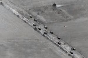 По данным местных жителей, конвои из РФ заходят на территорию Украины ночью почти каждую неделю