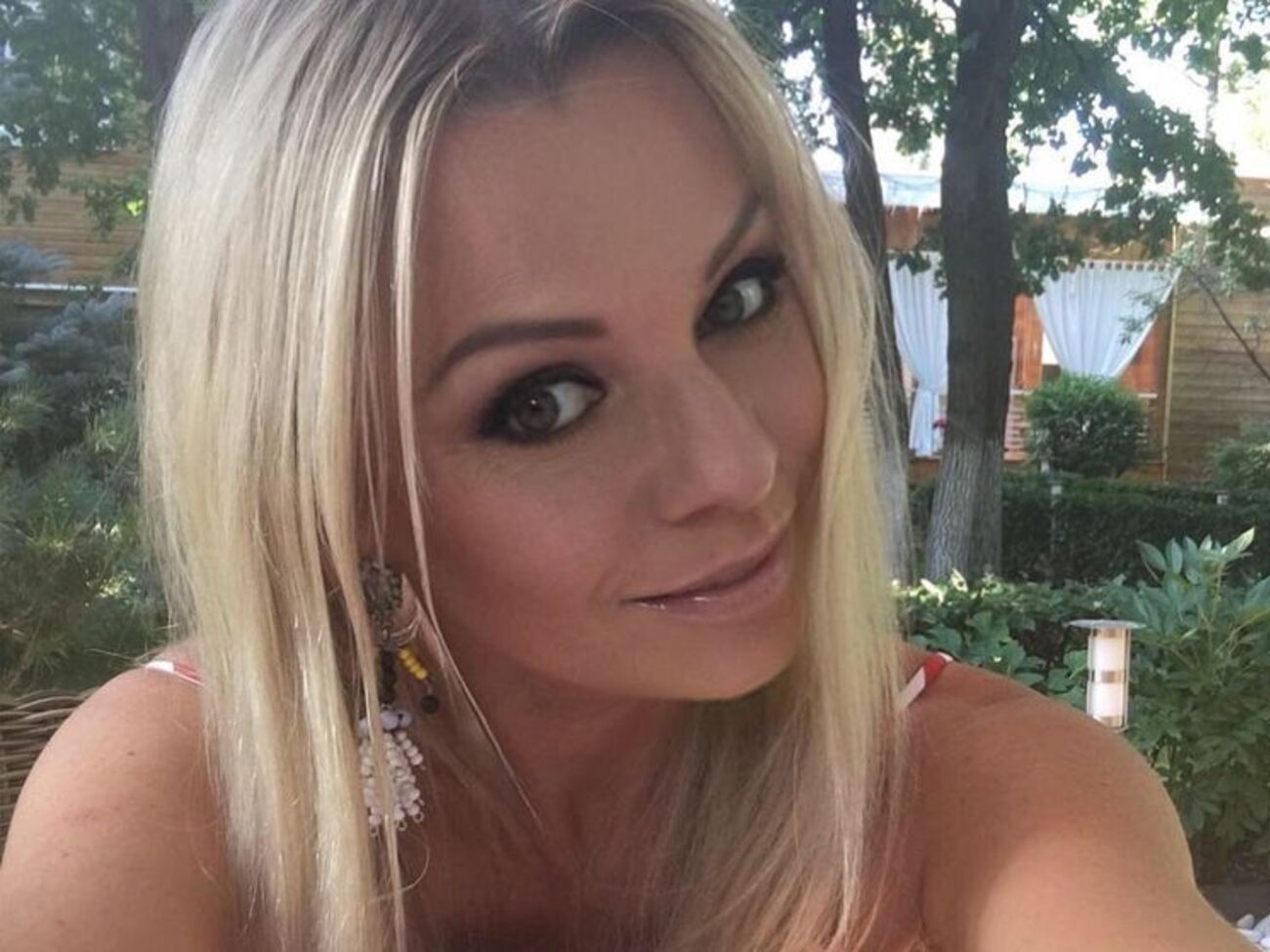 Салтыкова: Очень жарко!