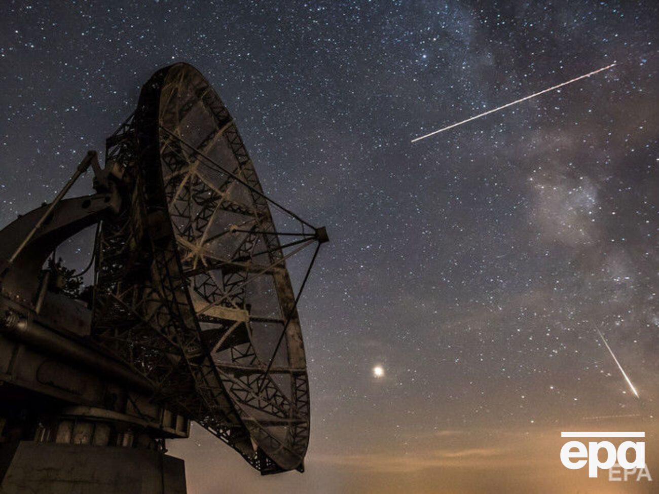 В небе над Землей были видны Персеиды