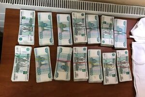 Під одягом українців знайшли 3 185 000 руб.