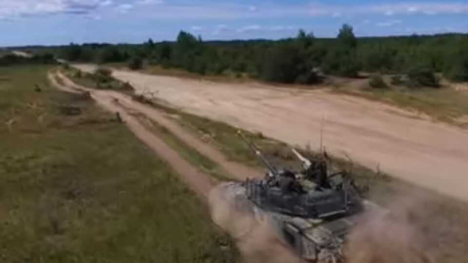 Танк Т-72АМТ розробив і виготовив Київський бронетанковий завод