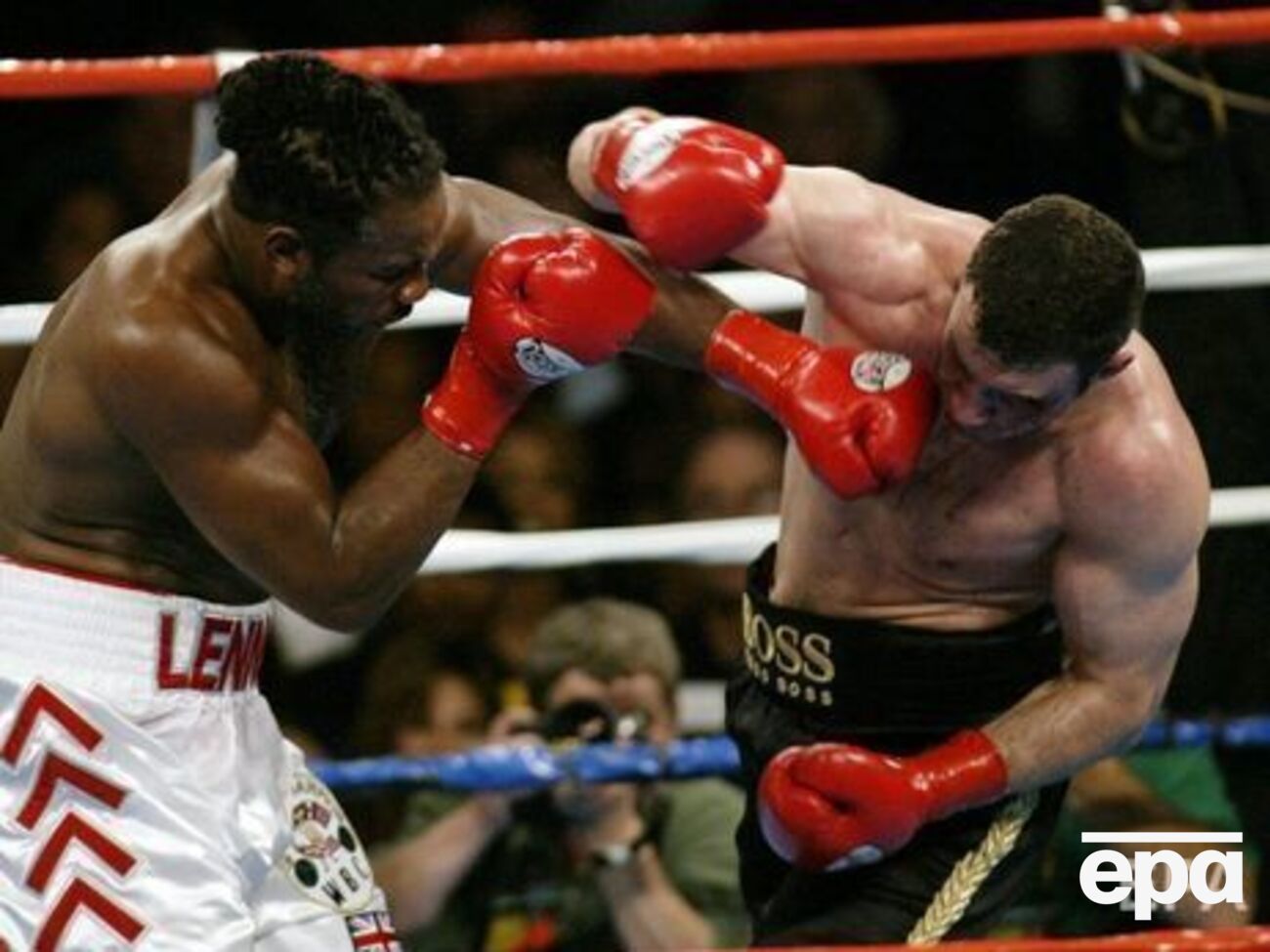 Кличко и Льюис встречались в ринге в 2003 году