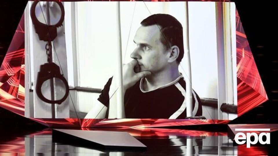 Бессрочную голодовку Сенцов объявил 14 мая