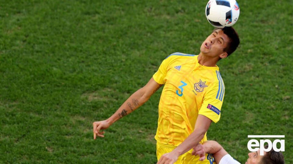 Хачериди продемонстрировал фанам "Спартака" свои щитки