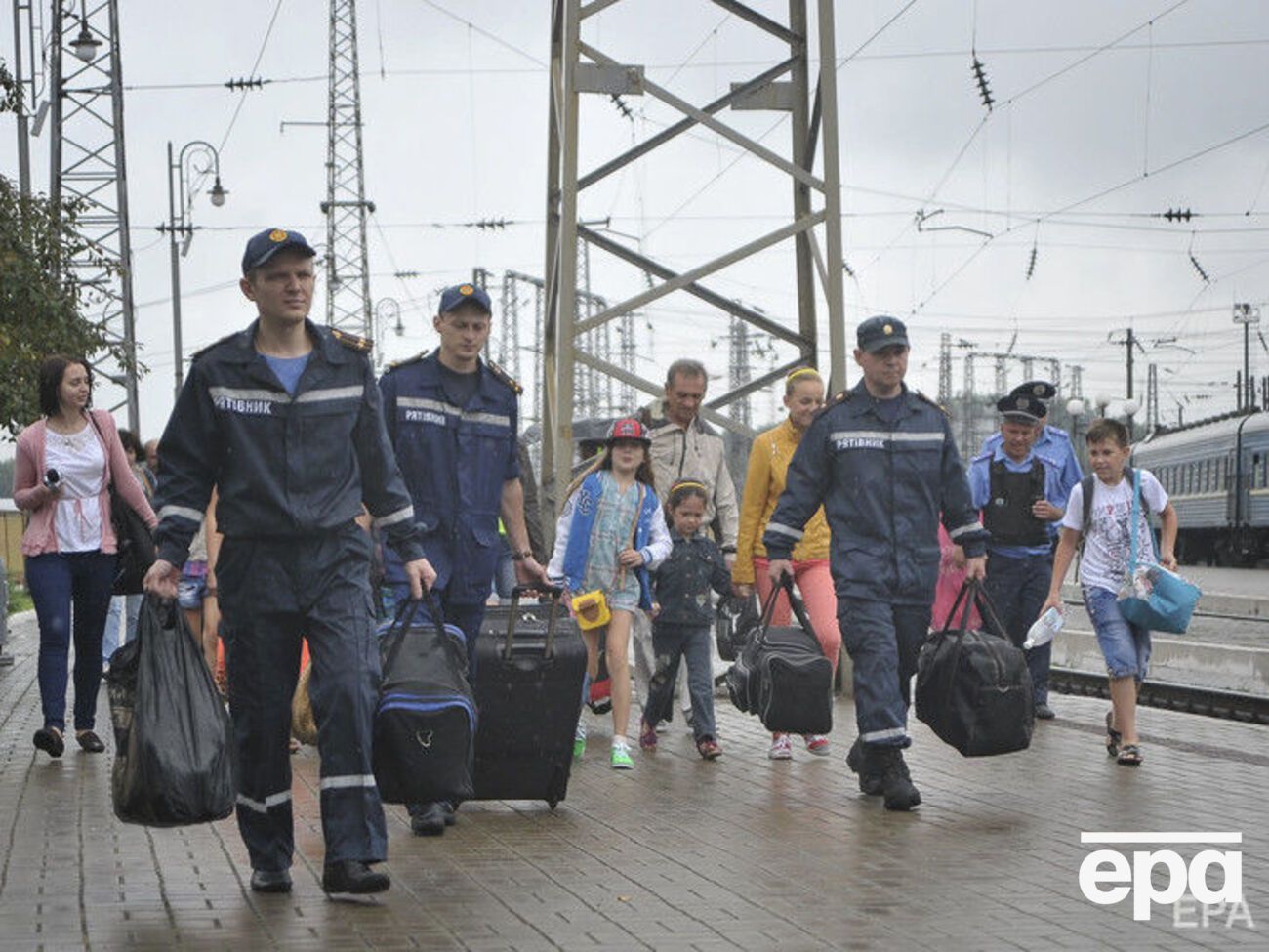 В Украине зарегистрировано более 1,5 млн переселенцев из Крыма и с Донбасса