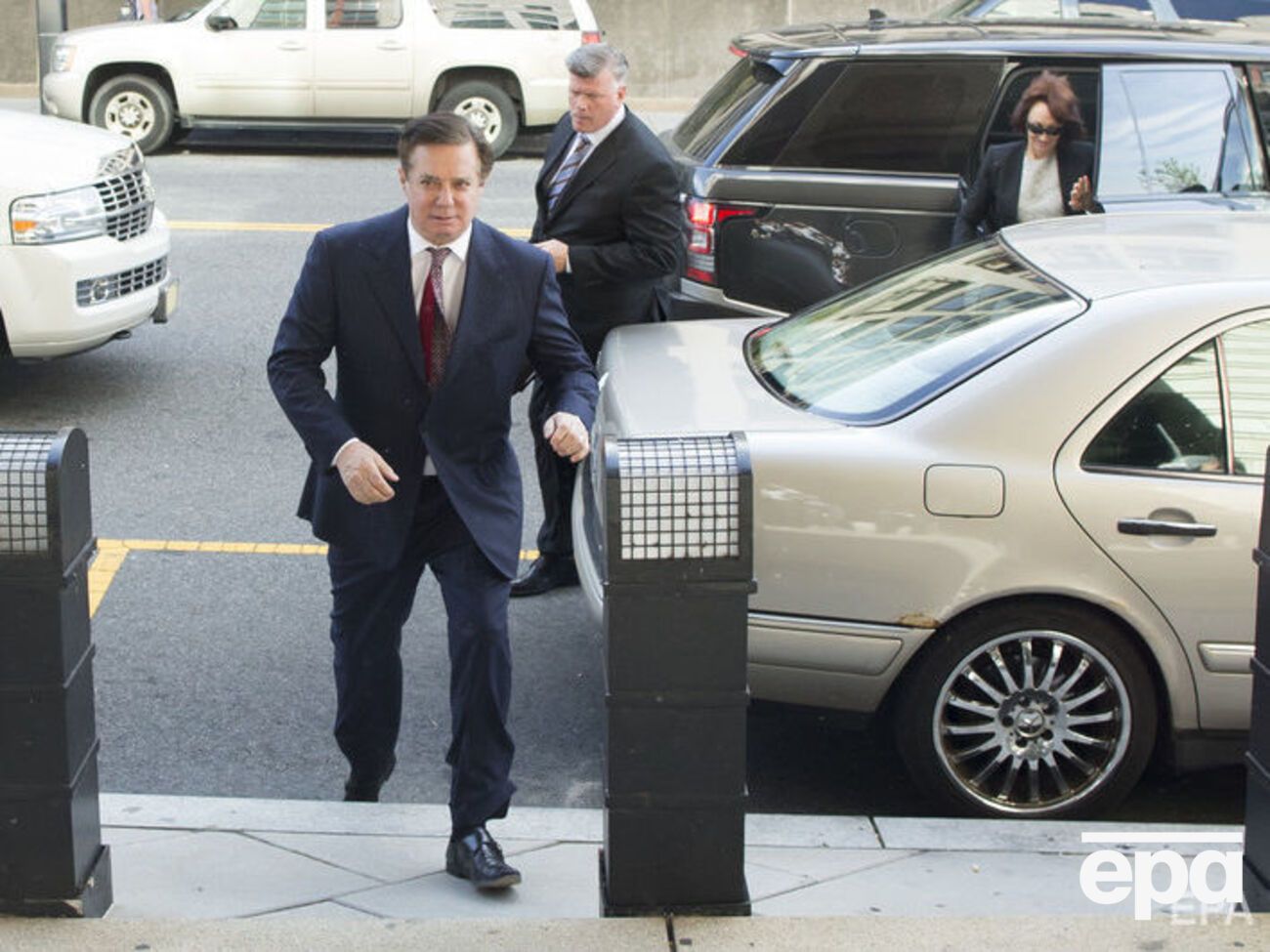 Процесс по делу Манафорта приближается к завершению