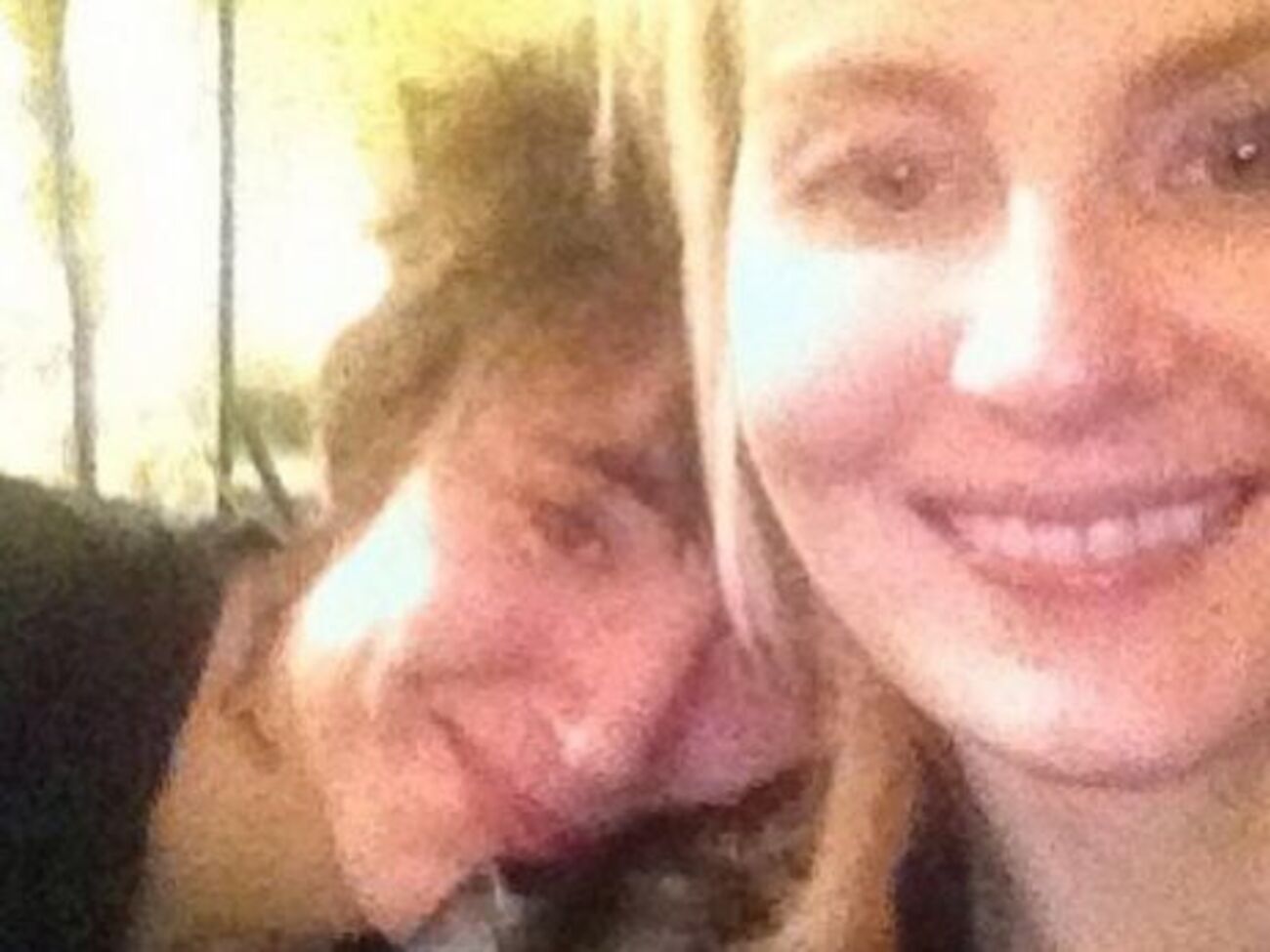 Земфіра (на фото зліва): Ви щось собі придумали. Вам подобається так думати