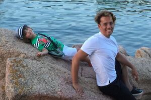 Максим Галкин: Гарик, вдохновившись игрой маэстро Раймонда Паулса, осваивает рояль