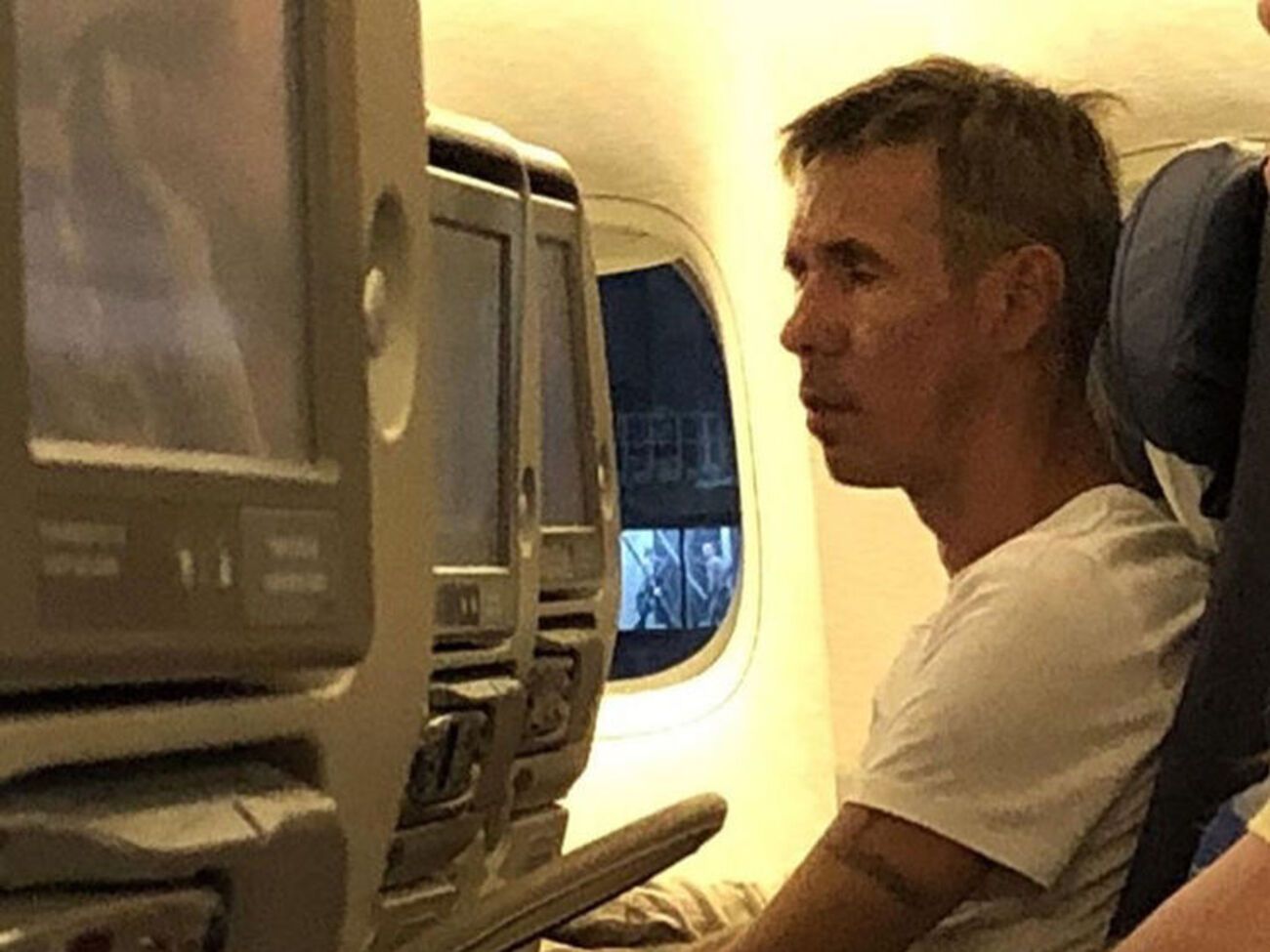 Панін улаштував дебош у літаку