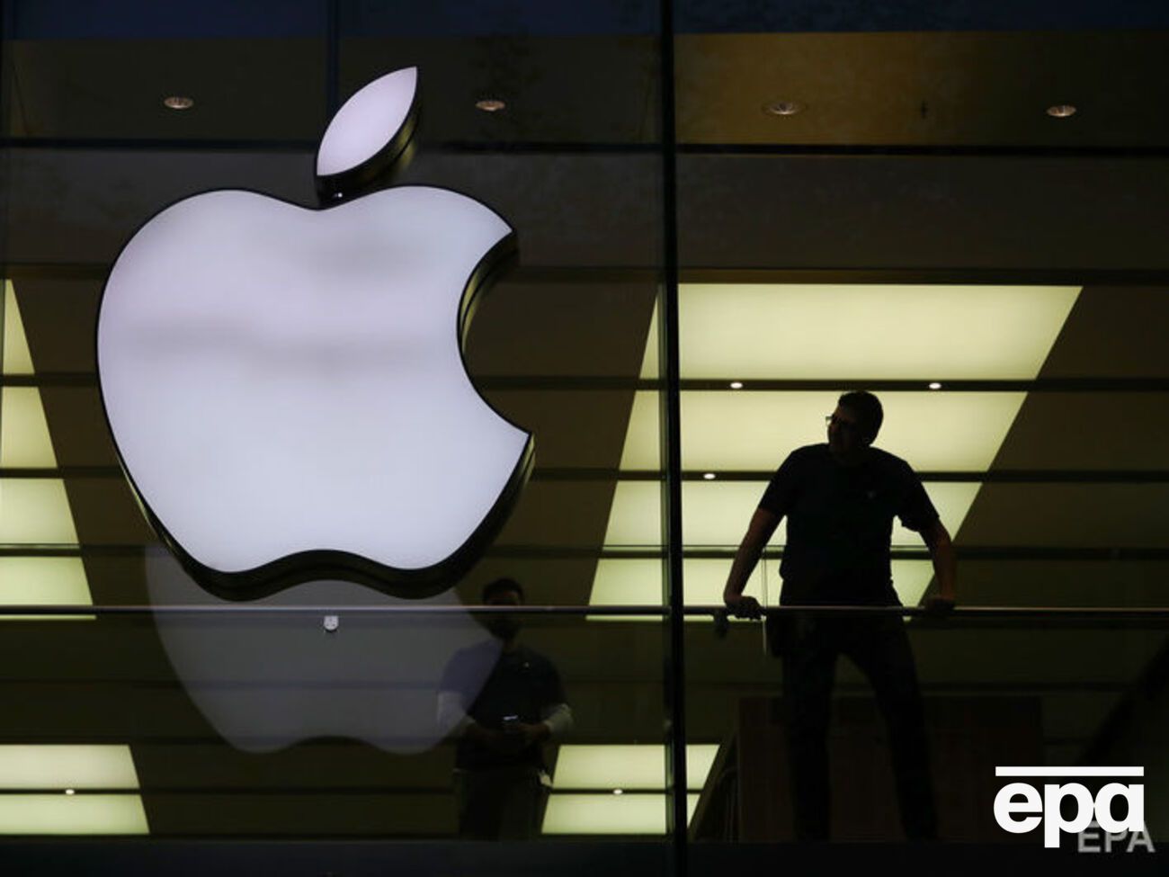 Противостояние между США и Турцией отразилось на продажах смартфонов iPhone