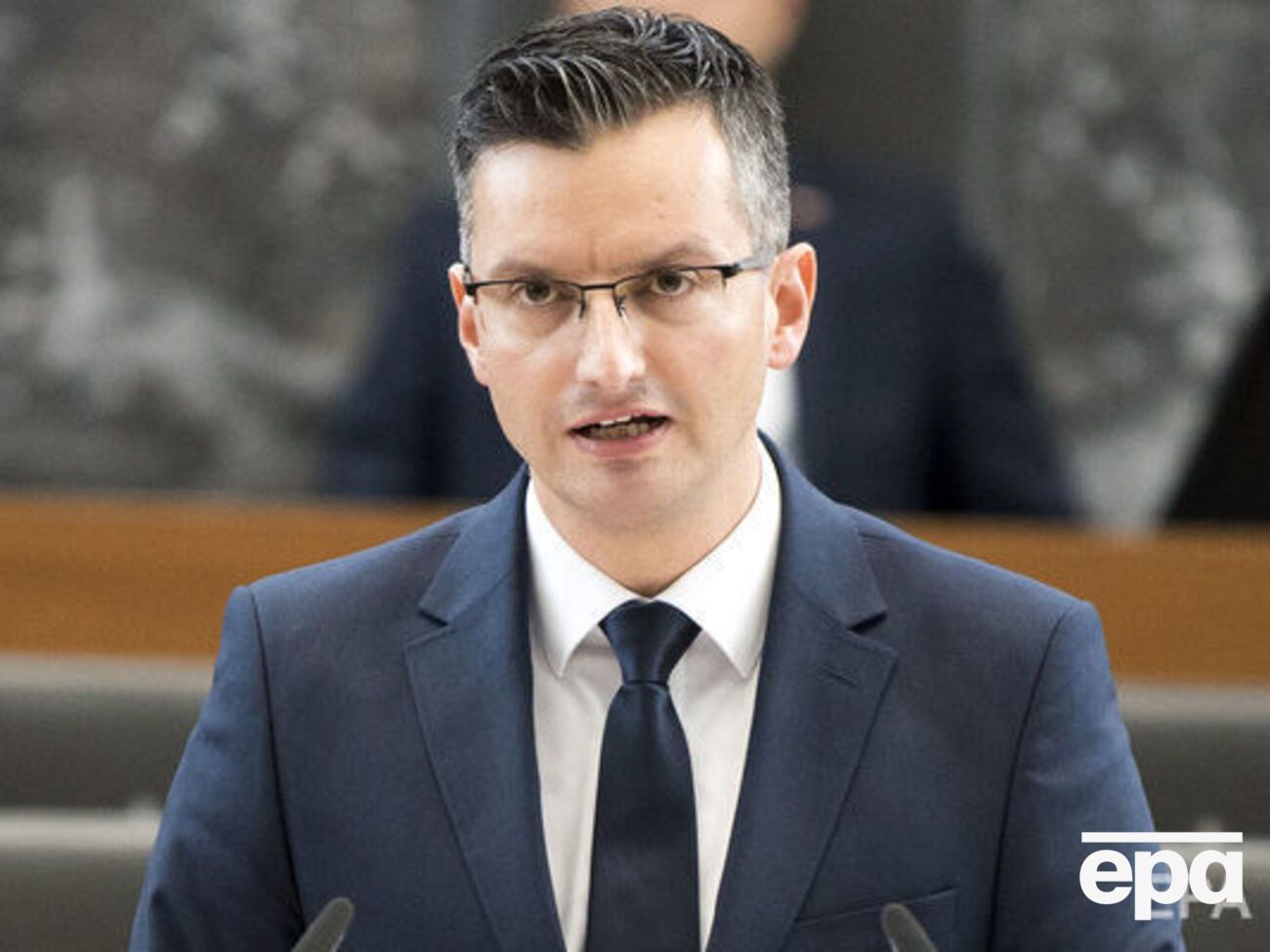 Колишній актор Шарець дістав підтримку парламенту Словенії і став главою уряду