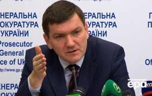 За словами Горбатюка, Луценко був незадоволеним, що підозру співробітникові ГПУ нібито оголосили в день свята підрозділу "Альфа"