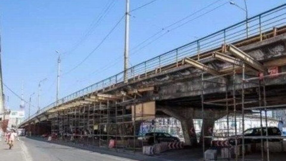 27 февраля 2017 года в Киеве обвалилась часть Шулявского путепровода