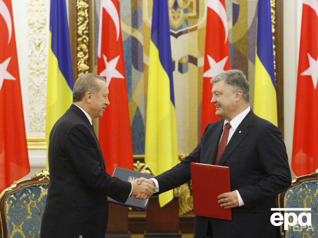 Порошенко передал послание Эрдогану