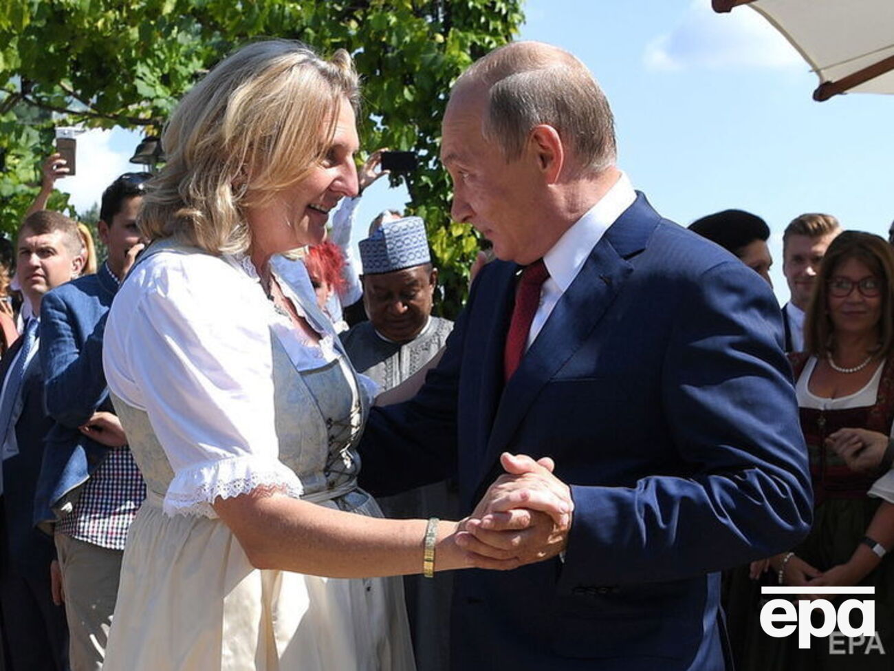 Путин прибыл на свадьбу Кнайсль