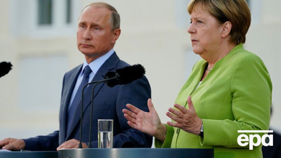 Меркель: Я очень довольна, что нам удалось начать переговорный процесс по этой тематике вместе с Европейским союзом