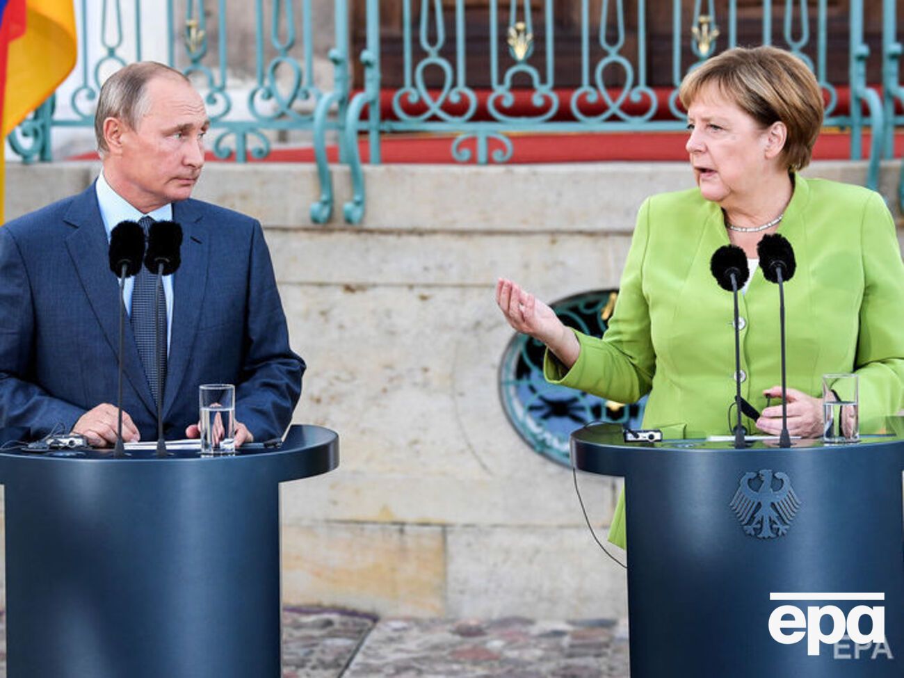 Меркель: Ми сьогодні поговоримо і про можливості запровадження ООНівської місії, яка могла б мати важливе значення у мирному процесі