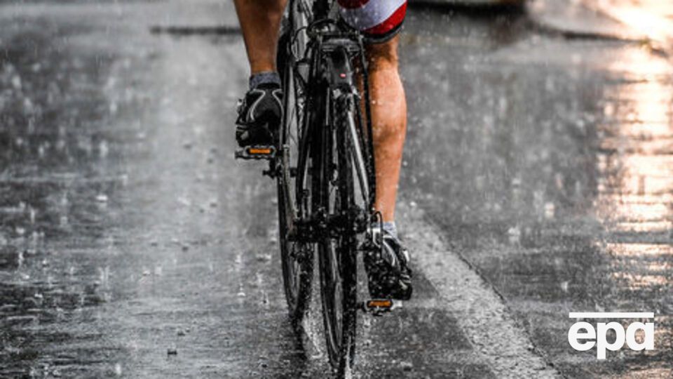 У Києві прогнозують дощі та грози