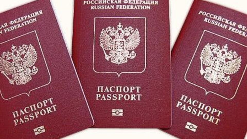 Кримчан можуть депортувати через російські паспорти