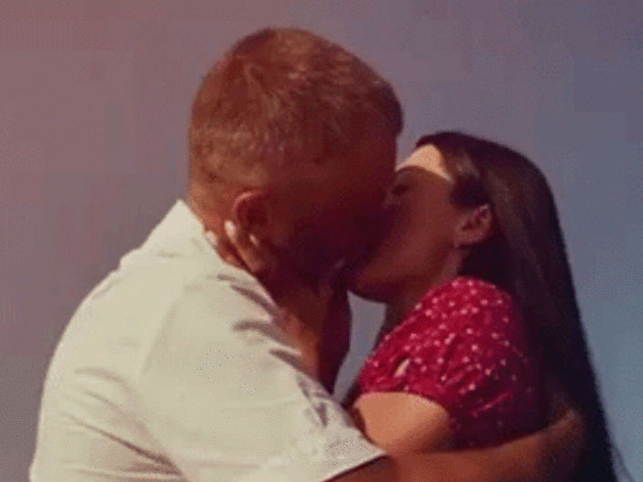 Бабкіни показали почуття в новому кліпі