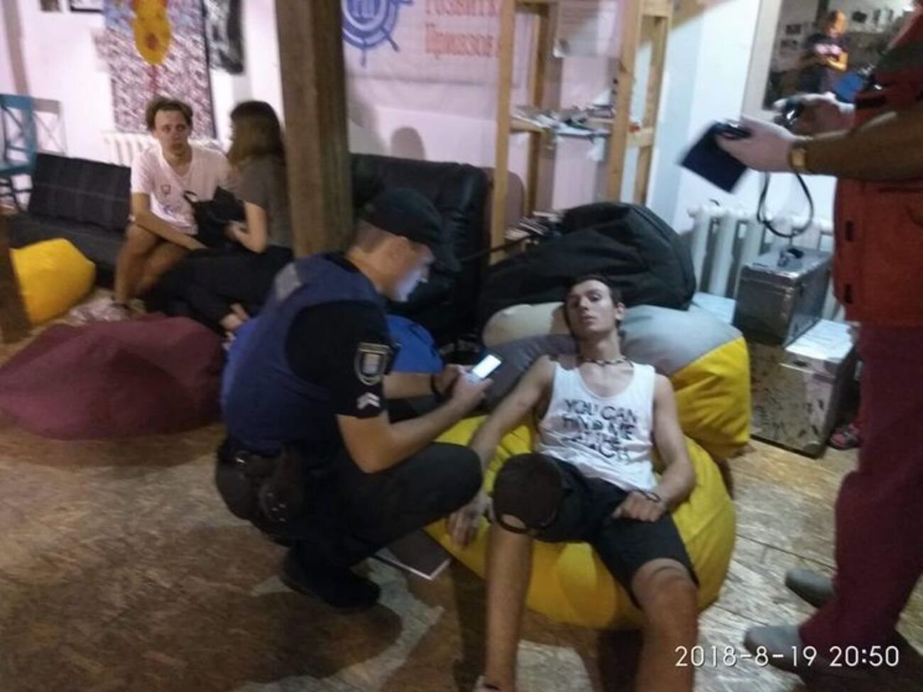 Пострадали артисты, зрители и менеджер арт-платформы "ТЮ!"