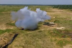 Випробування нових снарядів для "Гіацинта" завершили