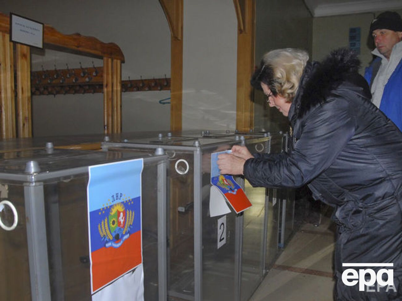 "Выборы" перенесли на неопределенный срок