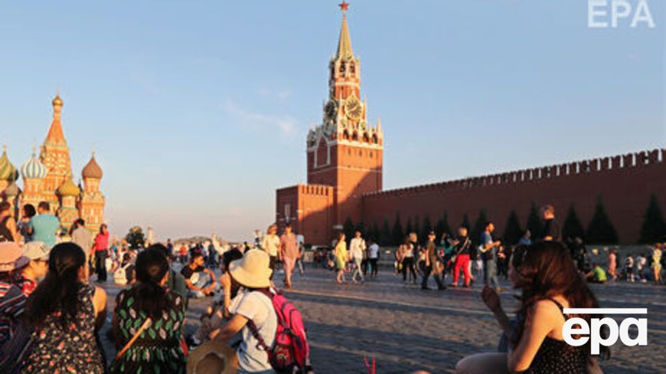 В опитуванні взяли участь дві тисячі осіб віком від 18 років