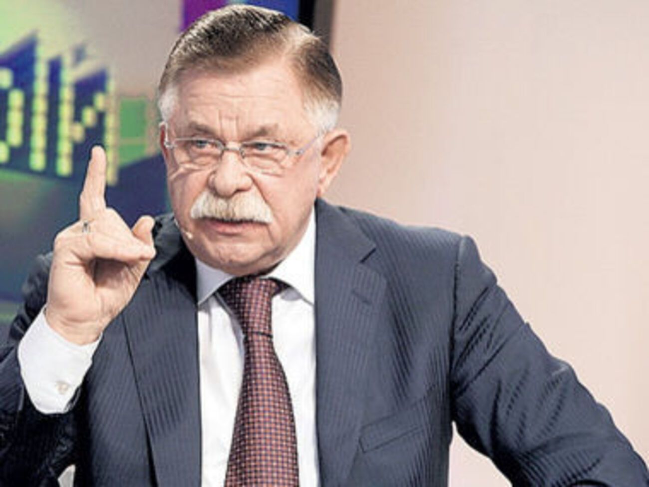 За словами Коржакова, Руцький (на фото) сам пив безпробудно під час путчу