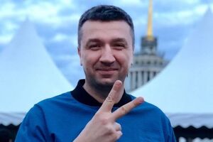 Пробки перед ''Ареной'' или ''Гудвайном'' во время парада – нечеловеческая пытка для столичного бомонда. Потерпите