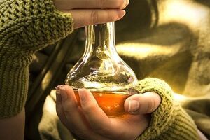 Філософський камінь шукали алхіміки