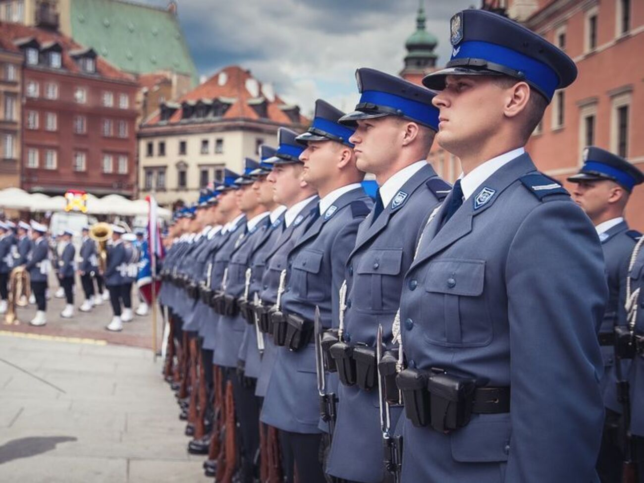 Полиция задержала двух подозреваемых
