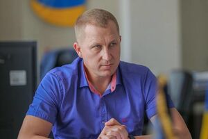 Аброськин: Непонятно, при каких обстоятельствах, но безутешная вдова и бывший водитель Жука попросили в РФ политического убежища