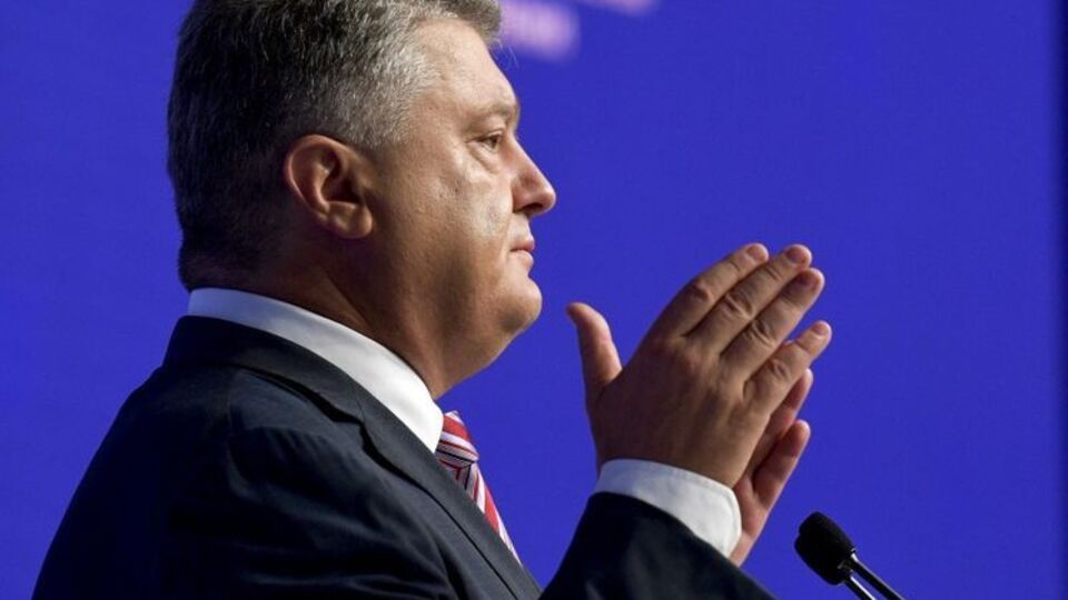 Порошенко: Ні на йоту не сумніваюся в тому, що кожен із вас готовий знову стати в стрій