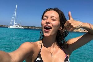 "Бейонсе прям сзади", "Ну и задница", "Офигенная попа". В Instagram обсудили фигуру Тодоренко, которой приписывают беременность