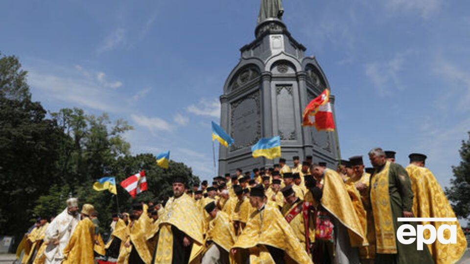 Порошенко у квітні говорив, що Україна як ніколи близька до появи власної автокефальної помісної церкви