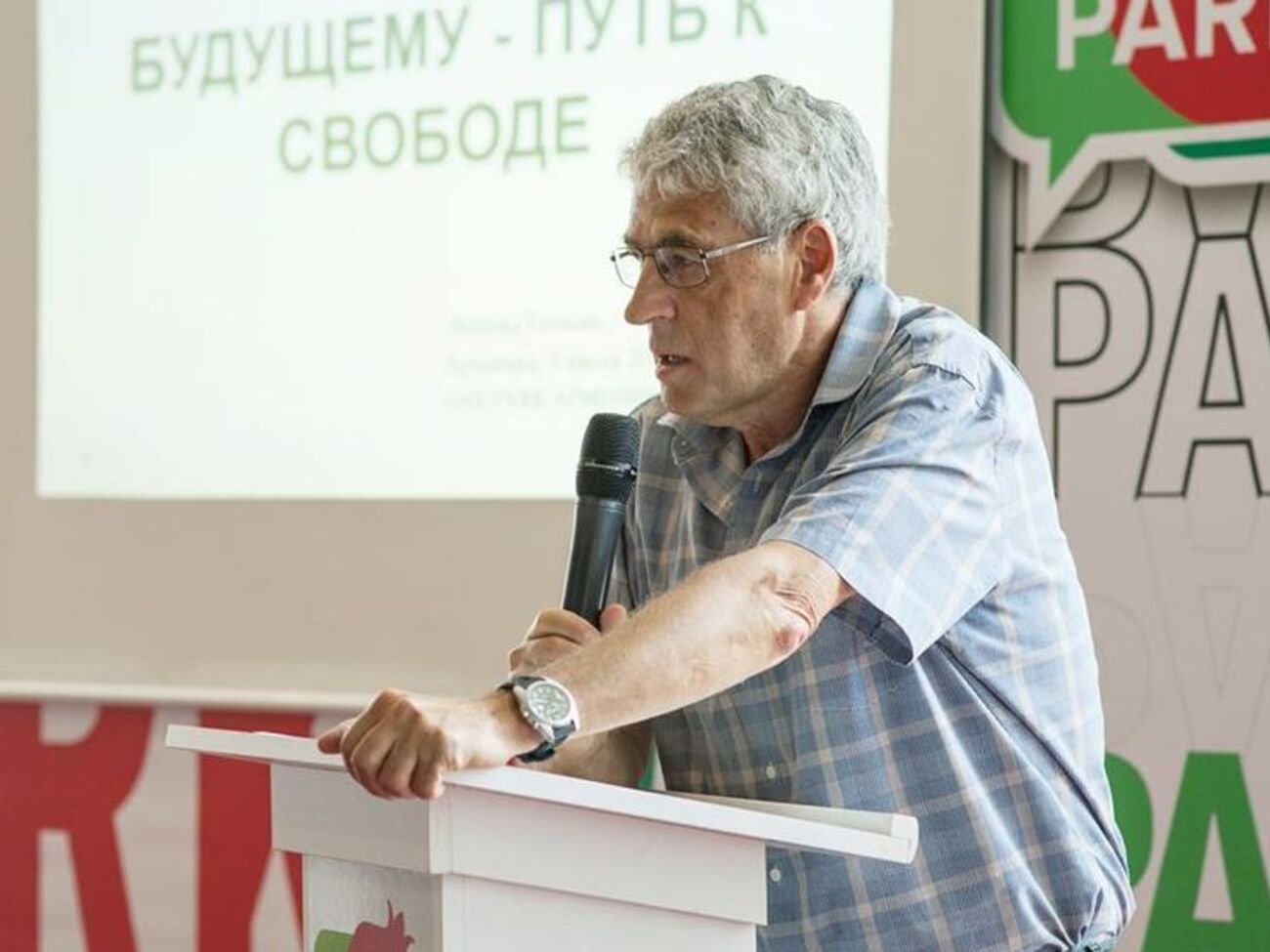 Позор вторжения в Чехословакию останется с нами навсегда. Как с немцами – позор Гитлера, с американцами – Вьетнама