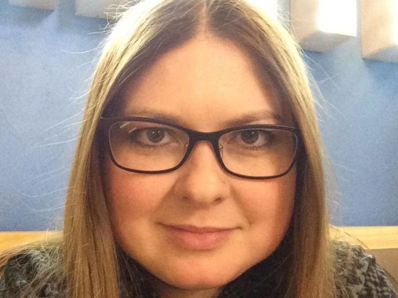 Гандзюк продолжает лечение в Киеве