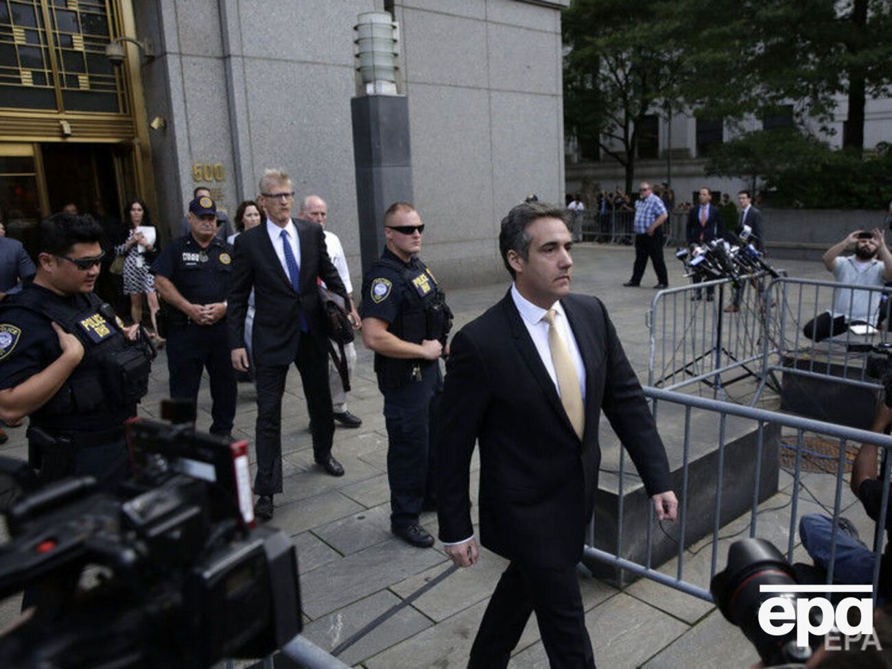 Зізнання Коена обурили Трампа