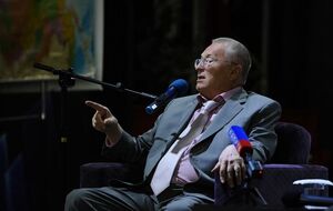 Жириновский считает стихи о пенсионном возрасте вредными